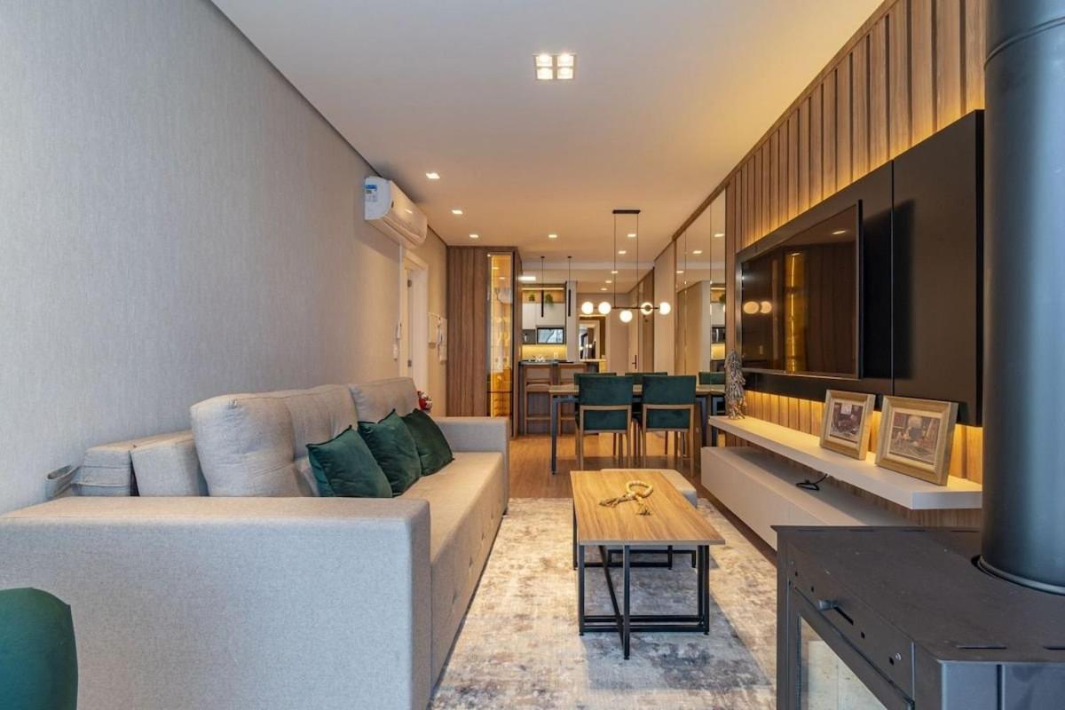 Rosa Edificio Bellagio Canela Com Infraestrutura Completa Apartment Exterior foto